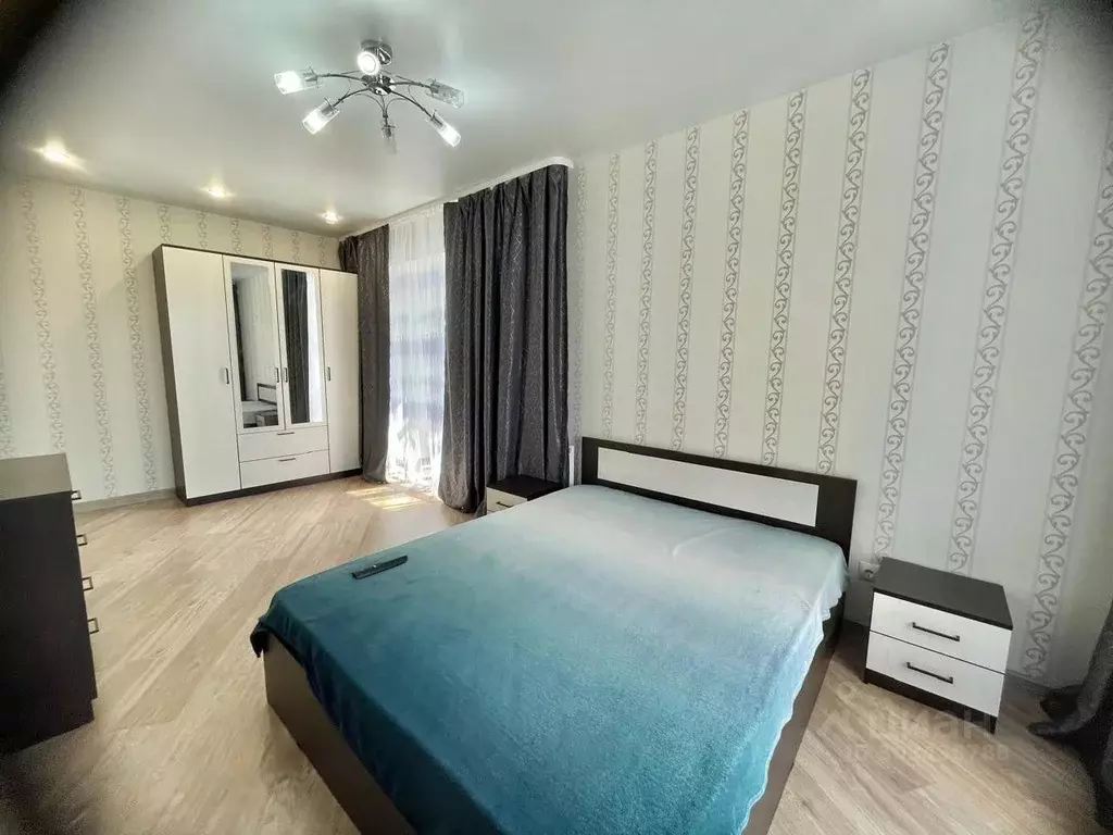 2-к кв. Волгоградская область, Волгоград Новодвинская ул., 34А (65.0 ... - Фото 1