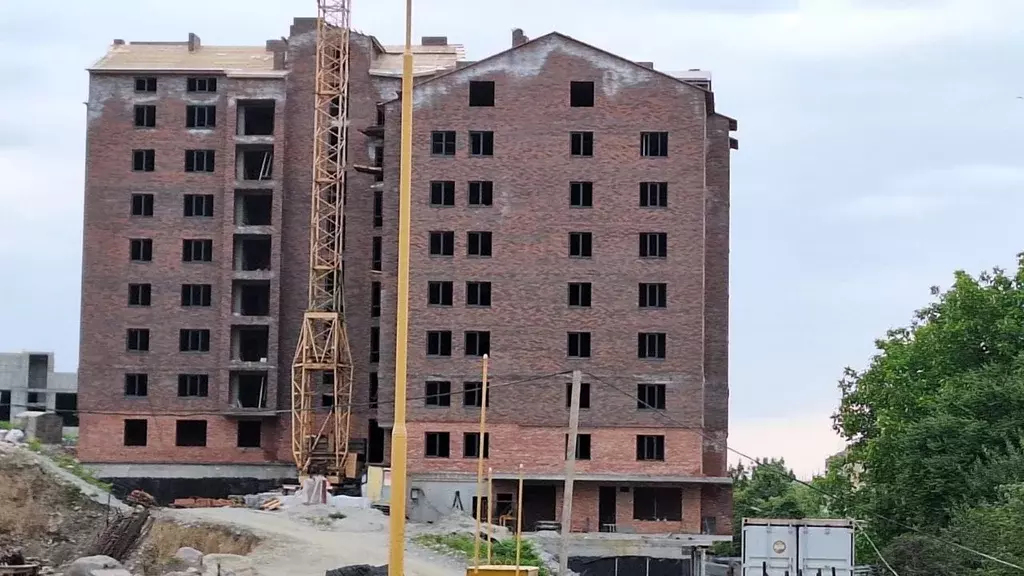 2-к кв. Северная Осетия, Владикавказ Кырджалийская ул., 16А (71.0 м) - Фото 1