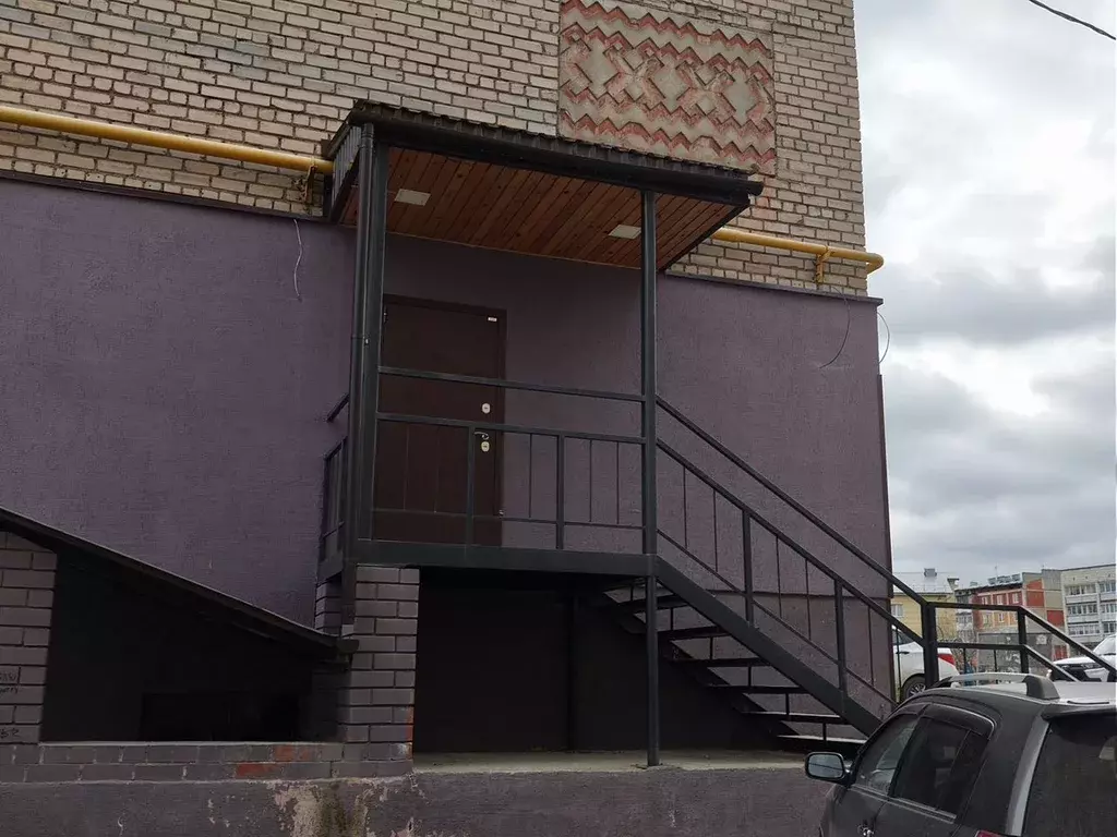 Помещение свободного назначения в Свердловская область, Алапаевск ул. ... - Фото 1