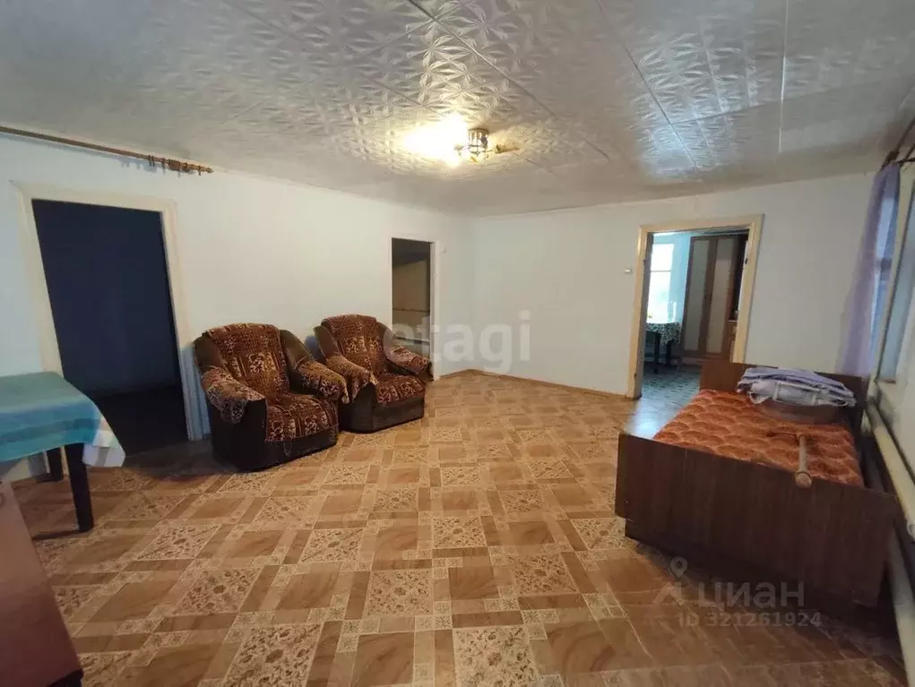 Дом в Саратовская область, Балашов Большая Революционная ул., 39 (49 ... - Фото 1