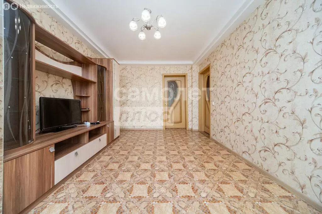 2-комнатная квартира: Пермь, улица Маршала Рыбалко, 105А (46.9 м) - Фото 2