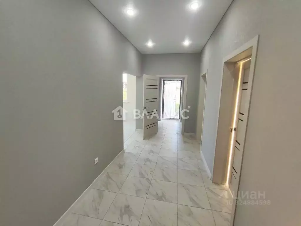 Дом в Белгородская область, Белгородский район, Беломестненское с/пос, ... - Фото 1