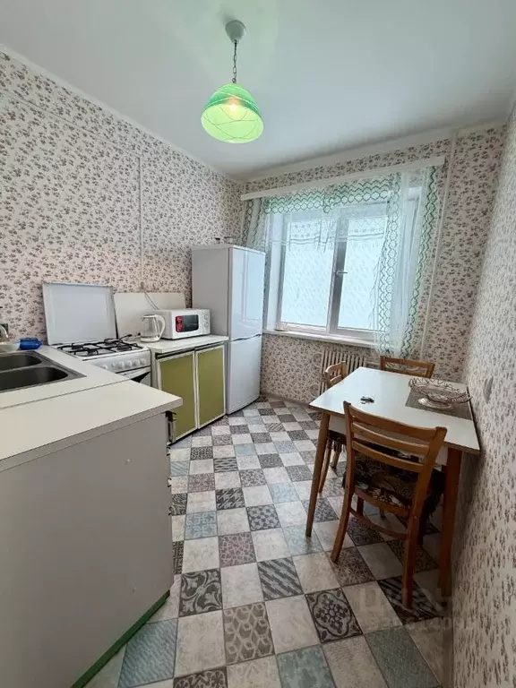 2-к кв. Курская область, Курск Звездная ул., 7 (46.3 м) - Фото 1