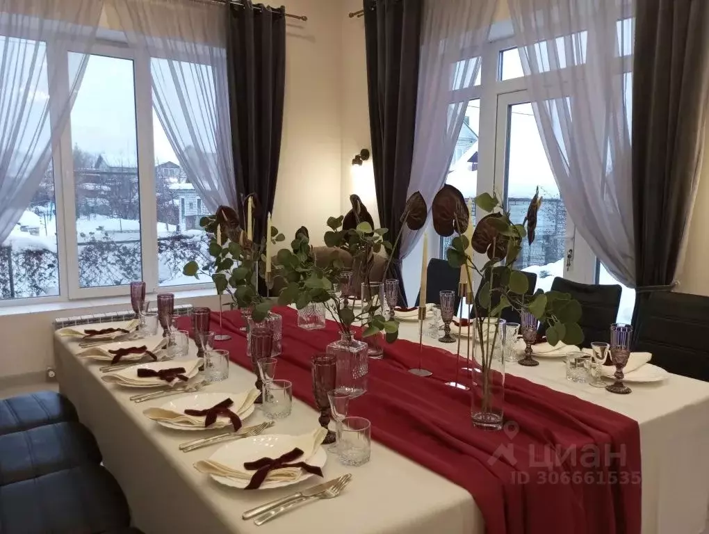 Дом в Саратовская область, Энгельсский район, Красноярское ... - Фото 1