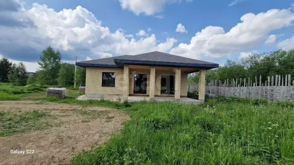 Дом в Владимирская область, Ковровский район, Новосельское с/пос, д. ... - Фото 1