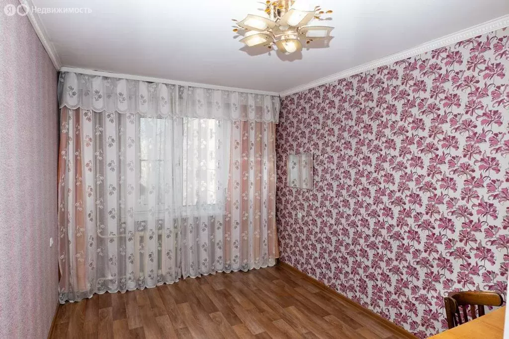 3-комнатная квартира: Шелехов, 1-й микрорайон, 55 (70 м) - Фото 1