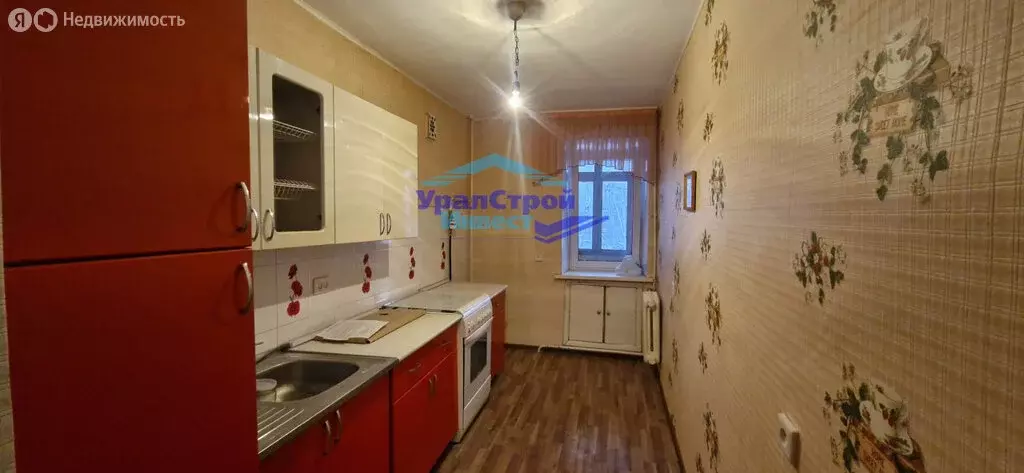 4-комнатная квартира: Октябрьский, 25-й микрорайон, 11 (81.7 м) - Фото 1