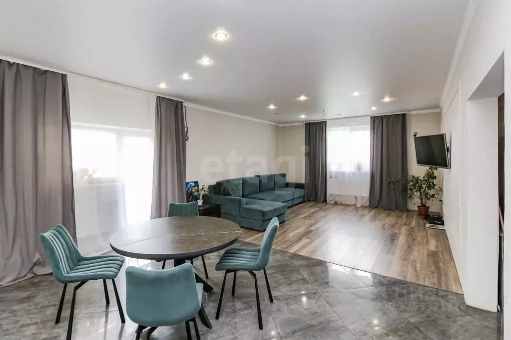 Дом в Тюменская область, Тюмень Грин Парк кп,  (234 м) - Фото 1