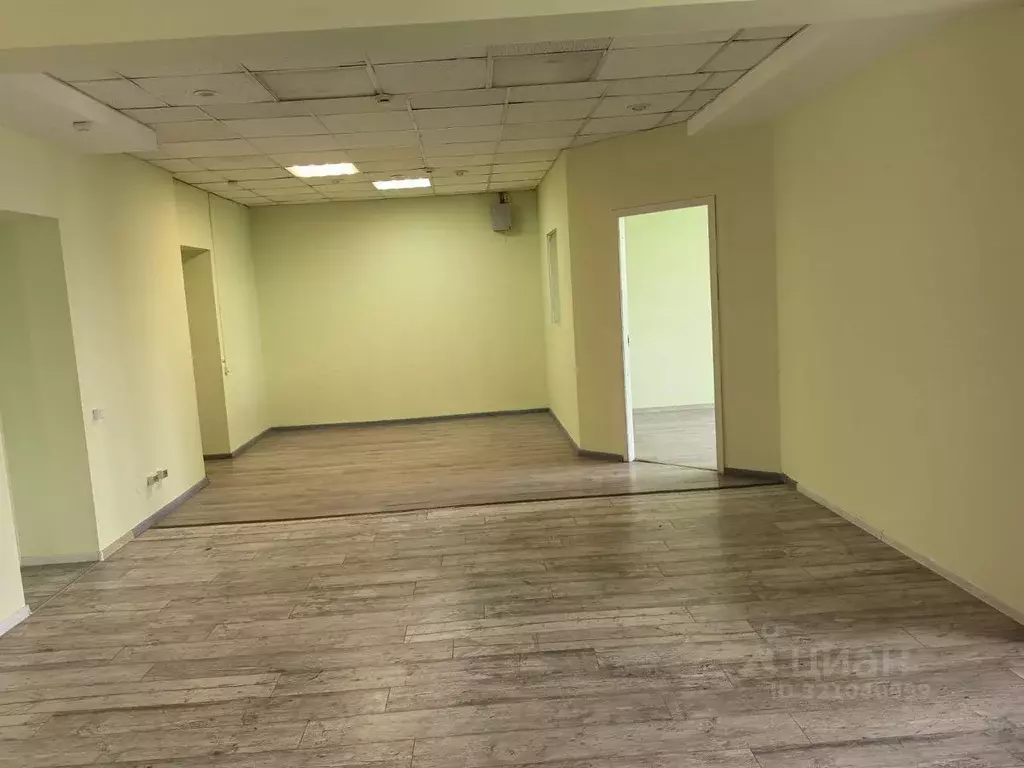 Помещение свободного назначения в Санкт-Петербург ул. Льва Толстого, 7 ... - Фото 0