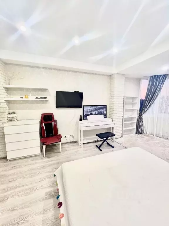 3-к кв. Краснодарский край, Сочи Бытха мкр, ул. Дивноморская, 17А ... - Фото 0