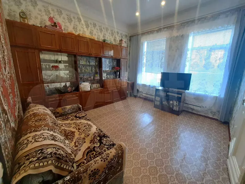 3-к. квартира, 63 м, 1/2 эт. - Фото 1
