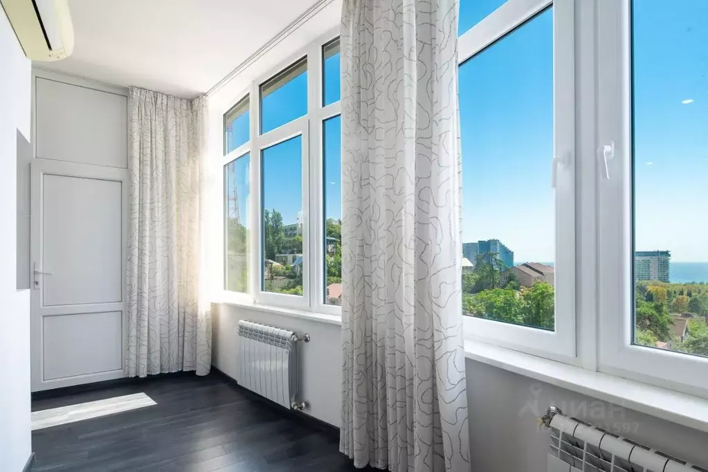 2-к кв. Краснодарский край, Сочи Центральный мкр, ул. Первомайская, 21 ... - Фото 2