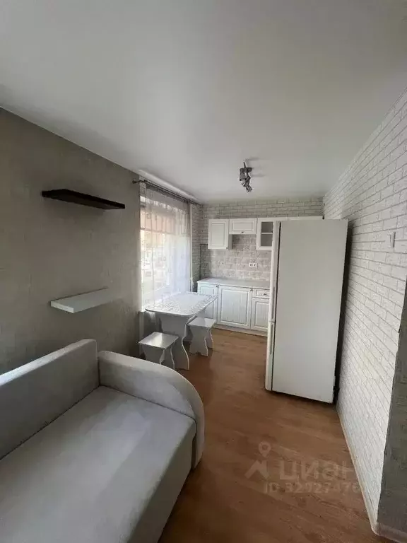 Студия Калининградская область, Калининград Красная ул., 117А (23.0 м) - Фото 1