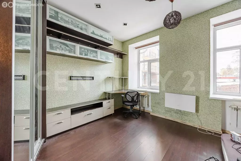 4-комнатная квартира: Санкт-Петербург, улица Черняховского, 27 (67.5 ... - Фото 1