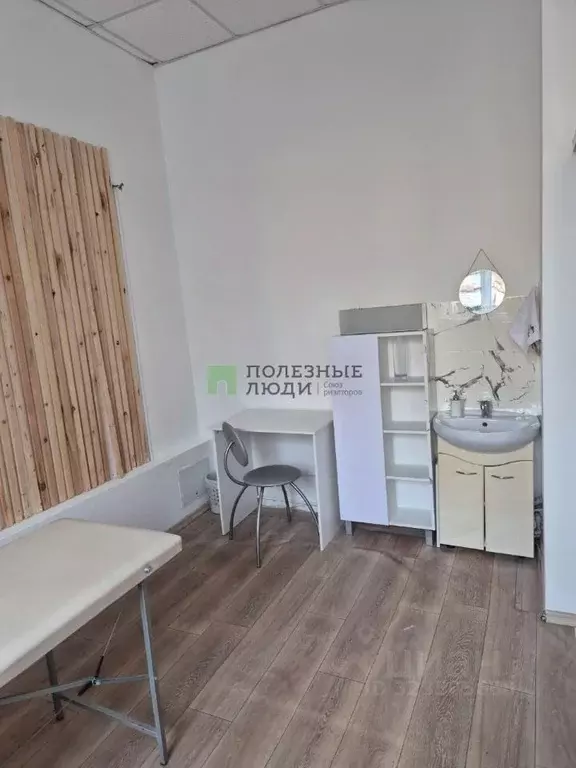 Помещение свободного назначения в Красноярский край, Красноярск ул. ... - Фото 2