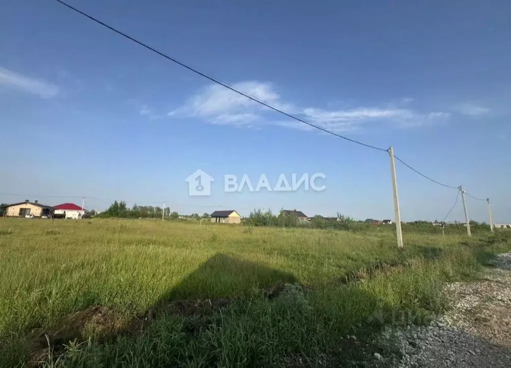 Участок в Башкортостан, Стерлитамакский район, д. Казадаевка ул. ... - Фото 1