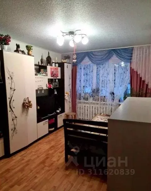 2-к кв. Владимирская область, Киржач Красный Октябрь мкр, Солнечный ... - Фото 0