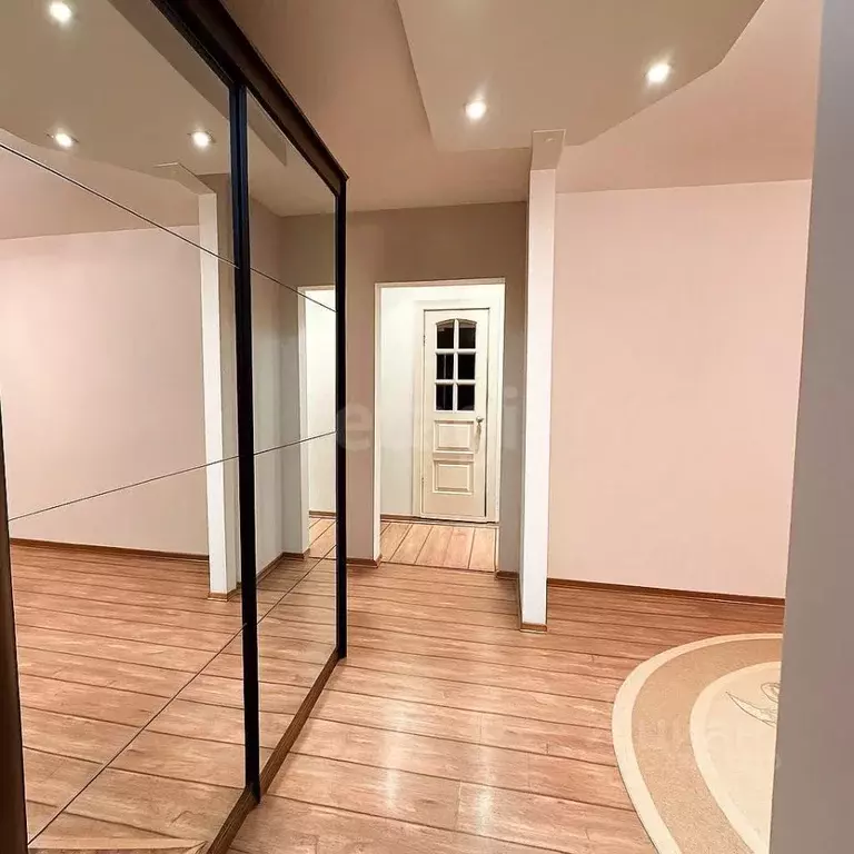 3-к кв. Красноярский край, Красноярск 9 Мая ул., 42 (64.9 м) - Фото 1