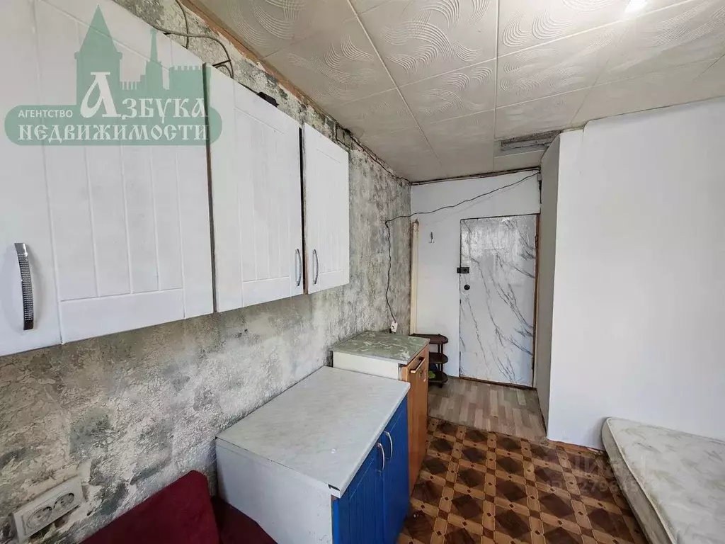 Комната Смоленская область, Смоленск ул. Рыленкова, 6Ак2 (11.0 м) - Фото 2