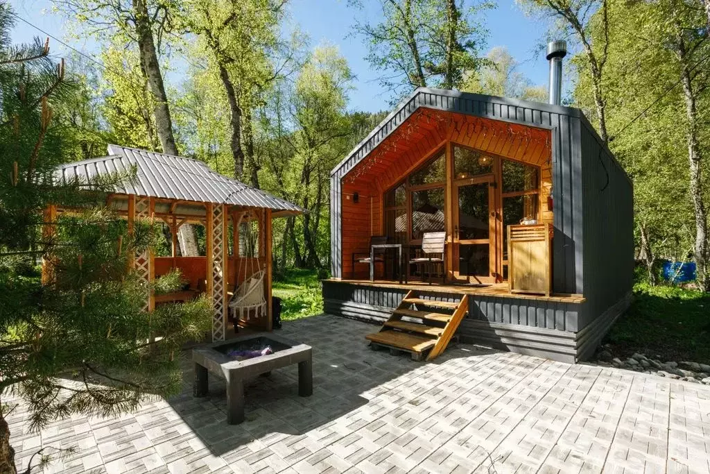 Дом в Карачаево-Черкесия, Зеленчукский район, с. Архыз  (25 м) - Фото 1