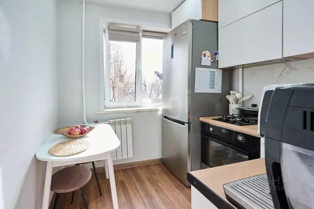 2-к кв. Кемеровская область, Кемерово Красная ул., 12 (47.3 м) - Фото 1