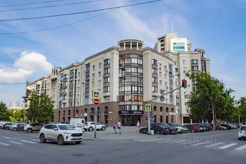 Гараж в Свердловская область, Екатеринбург ул. Сакко и Ванцетти, 47 ... - Фото 2