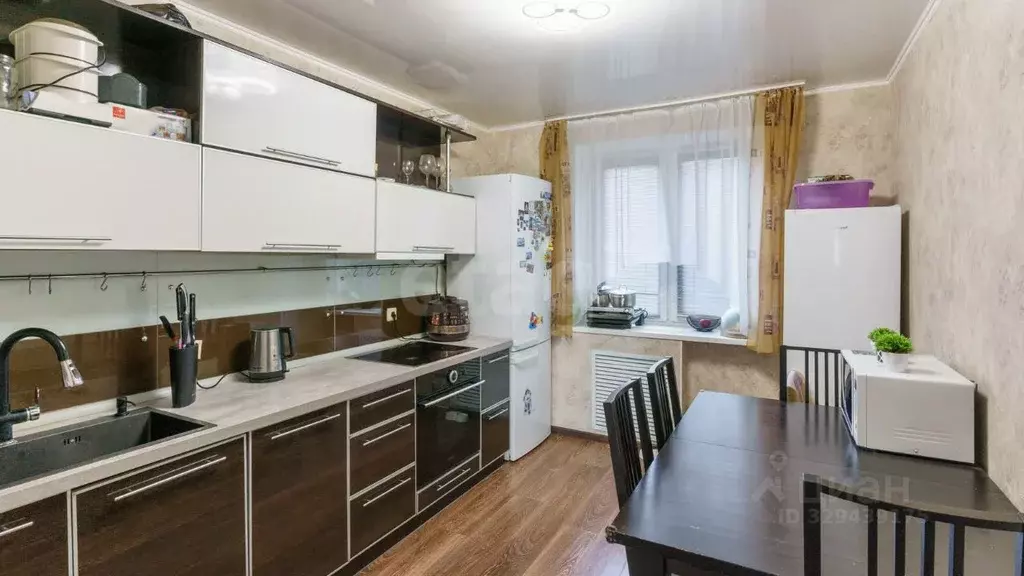3-к кв. Тюменская область, Тюмень Солнечный проезд, 22 (85.0 м) - Фото 1