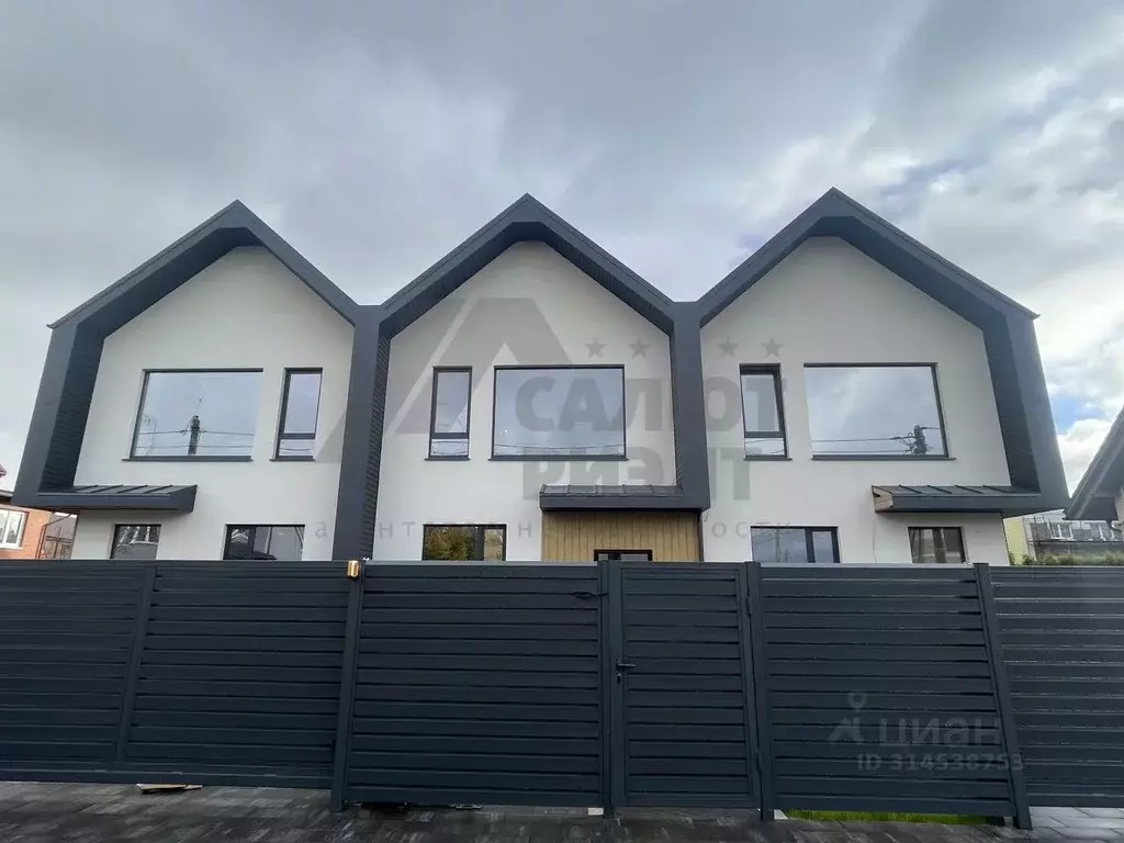 Таунхаус в Калининградская область, Гурьевск ул. Солнечная, 40 (155 м) - Фото 2