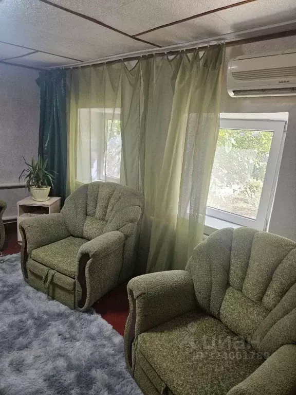 Дом в Краснодарский край, Ейский район, Кухаривское с/пос, с. ... - Фото 1