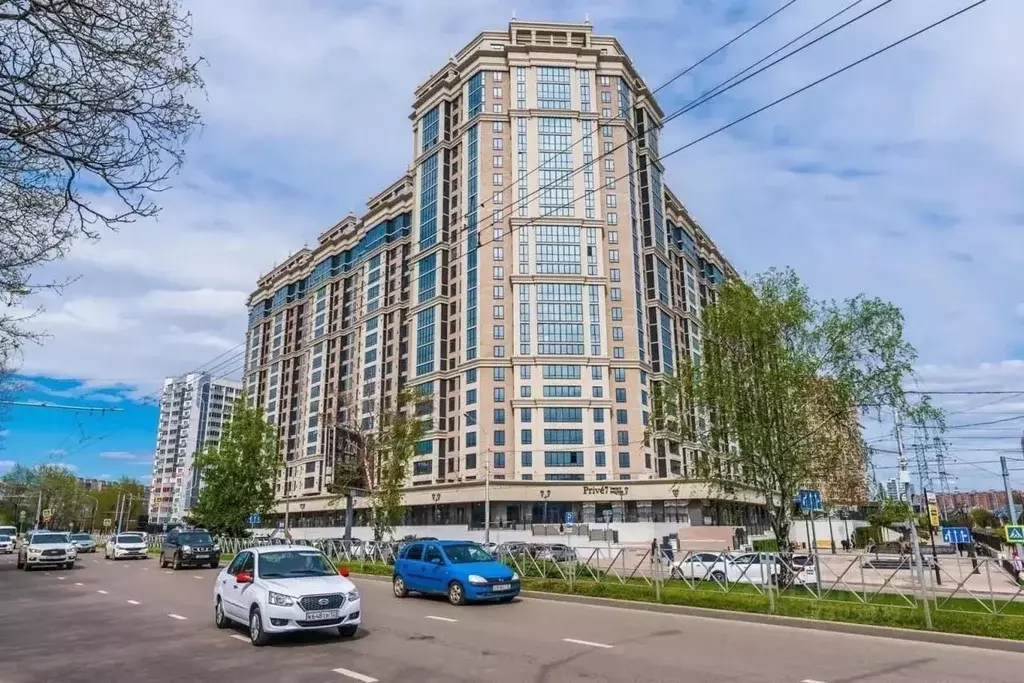 2-к кв. Краснодарский край, Краснодар Дальняя ул., 8к2 (80.0 м) - Фото 1