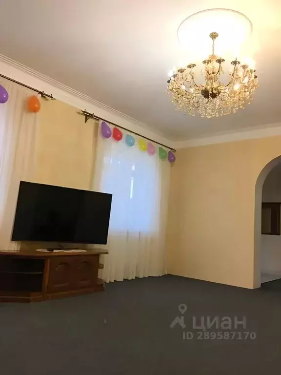 Дом в Дагестан, Каспийск ул. Радищева, 171А (300 м) - Фото 1