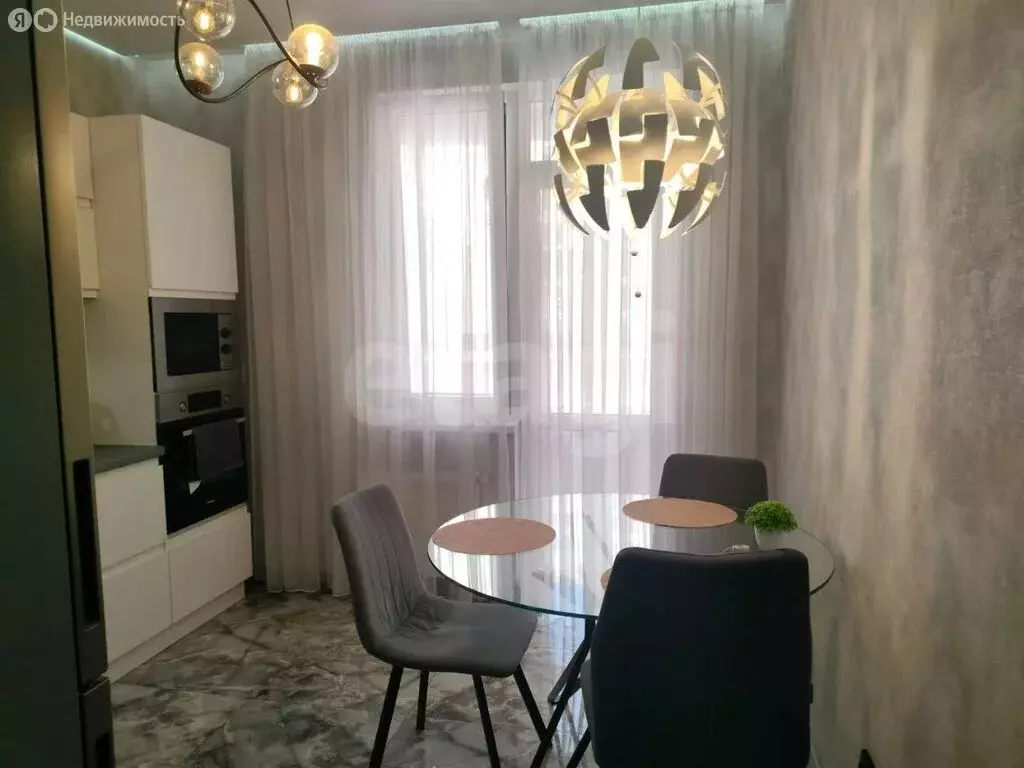 1-комнатная квартира: Мирное, улица Крымской Весны, 5к4 (38 м) - Фото 2