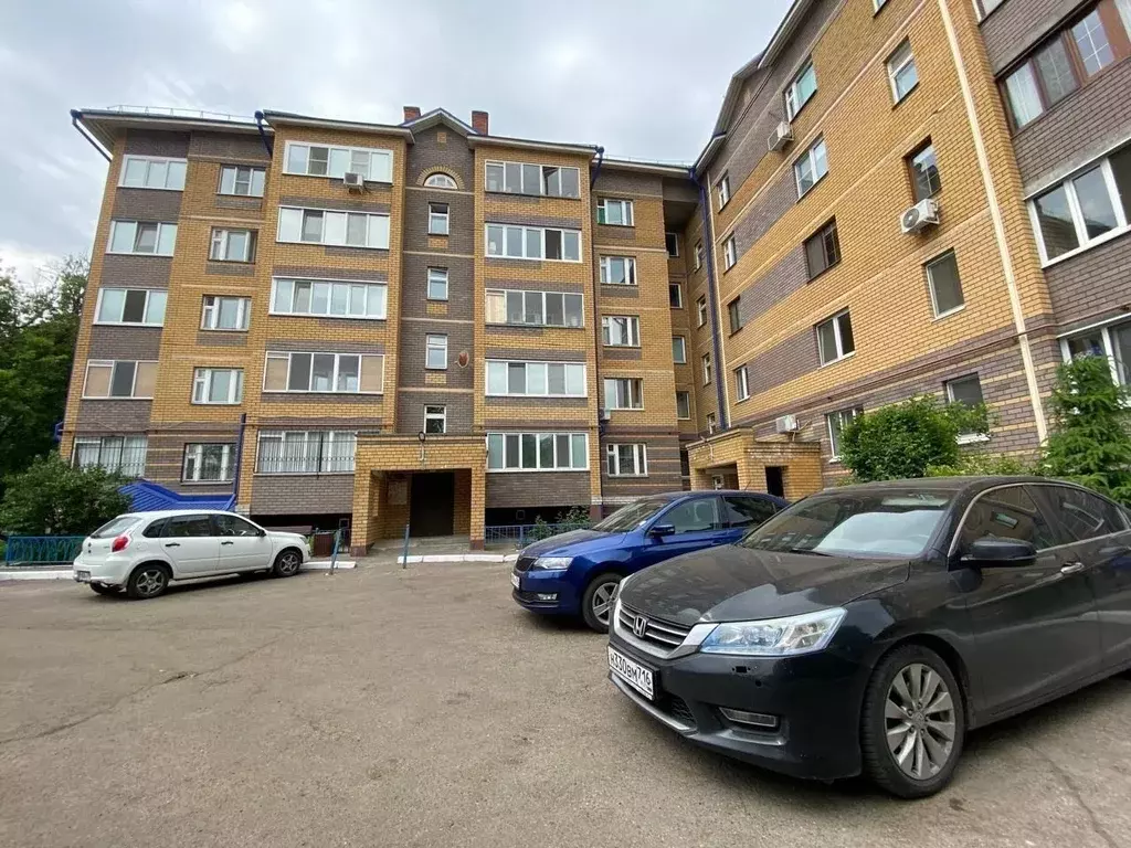 3-к кв. Татарстан, Казань Коломенская ул., 3 (85.0 м) - Фото 0