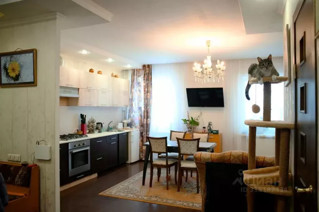 1-к кв. Коми, Сыктывкар просп. Бумажников, 3/16 (53.5 м) - Фото 1