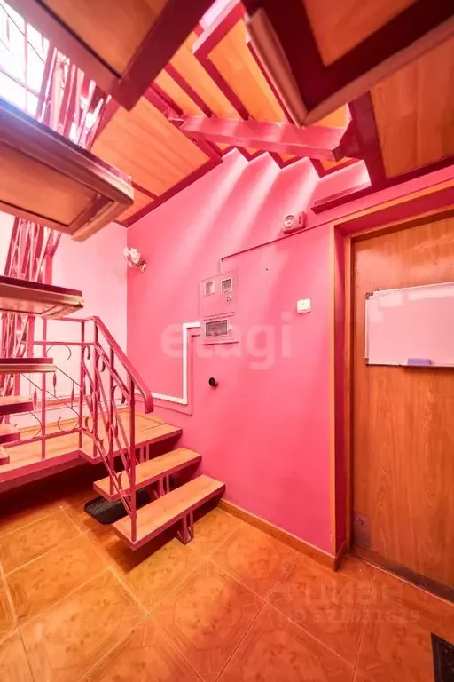 Офис в Хабаровский край, Хабаровск Саратовская ул., 8Б (107 м) - Фото 1