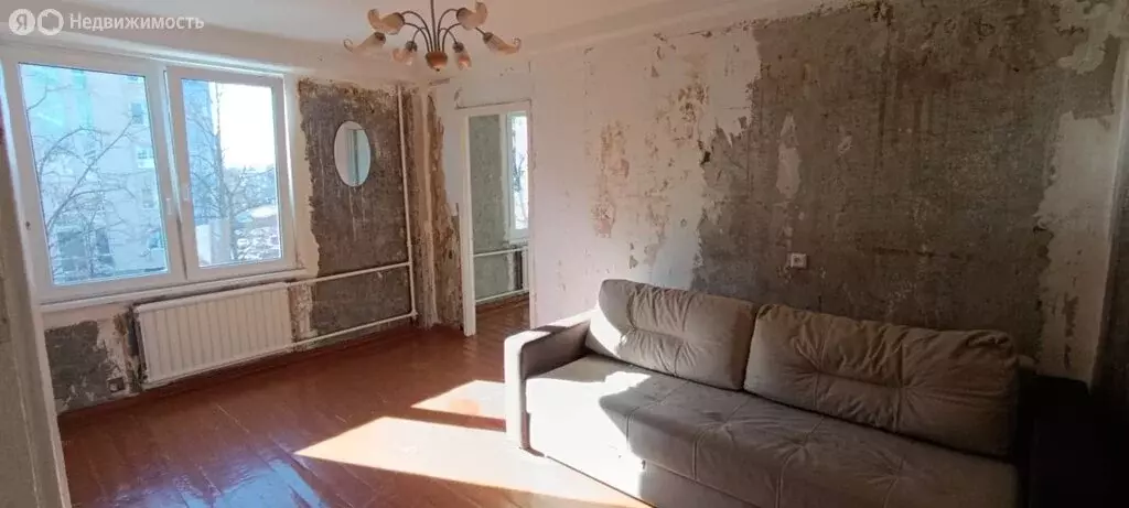 2-комнатная квартира: Колпино, проспект Ленина, 45 (38.4 м) - Фото 1