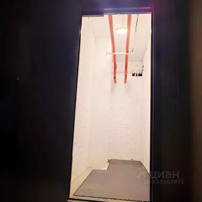 Гараж в Санкт-Петербург ул. Среднерогатская, 16к2 (3 м) - Фото 1