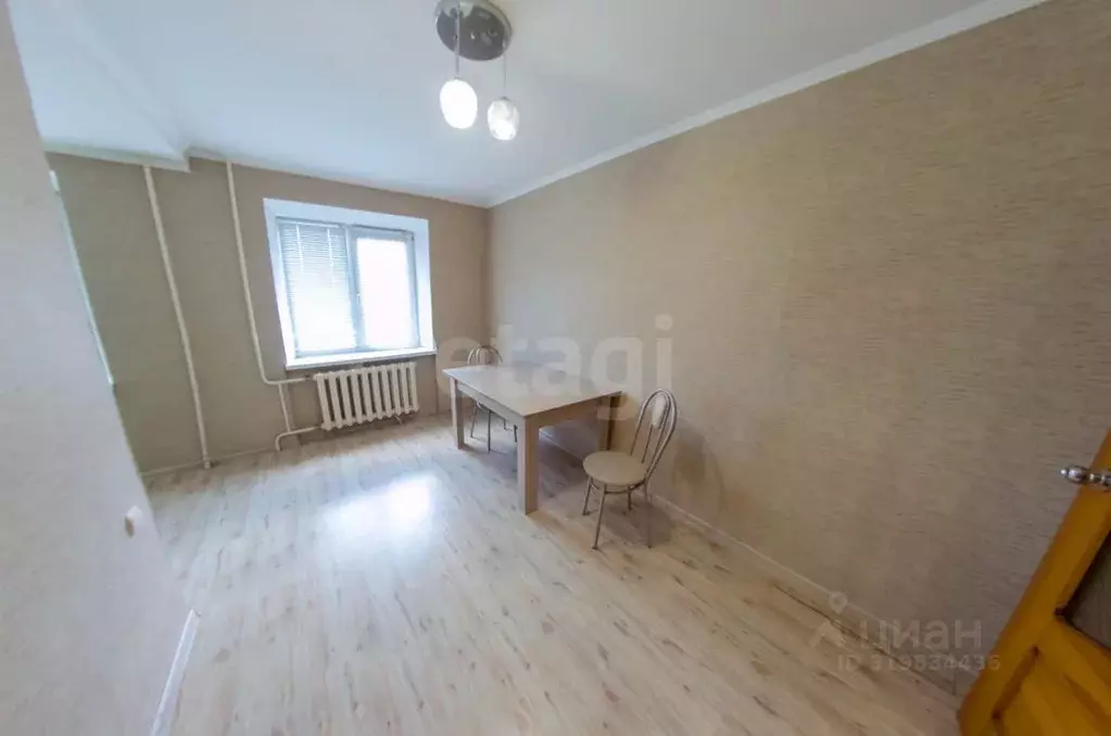 3-к кв. Курганская область, Шадринск ул. Степана Разина, 48 (61.1 м) - Фото 0