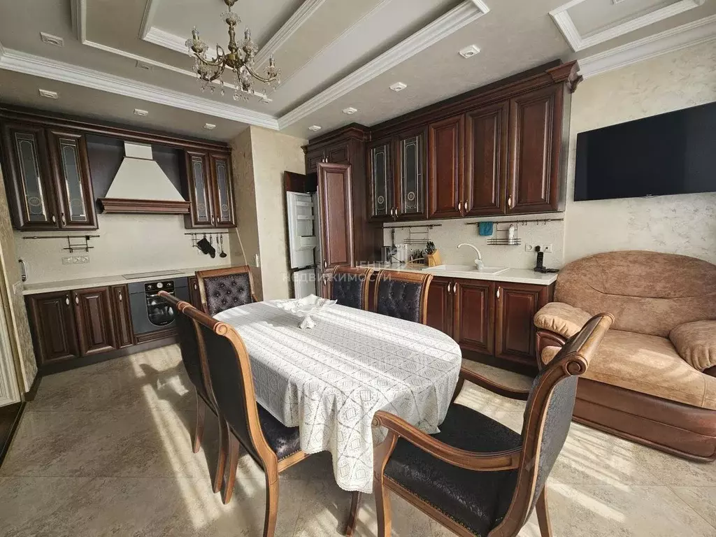 2-к кв. Татарстан, Казань ул. Сибгата Хакима, 17 (70.0 м) - Фото 2