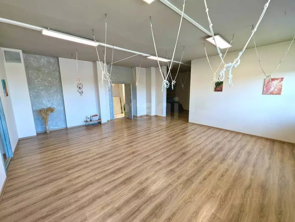 Помещение свободного назначения в Удмуртия, Ижевск ул. Архитектора ... - Фото 2