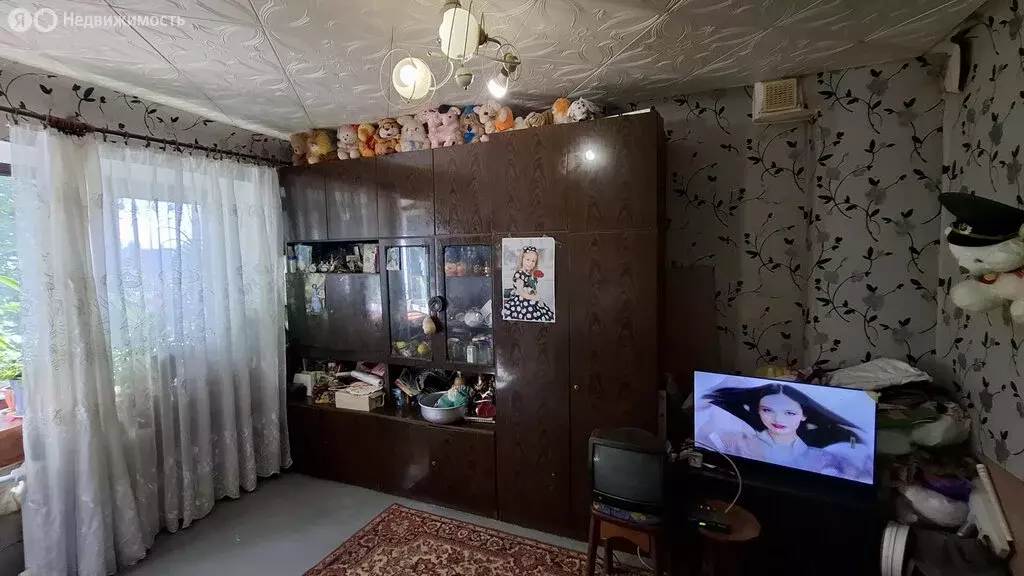 1к в 8-комнатной квартире (22.4 м) - Фото 0