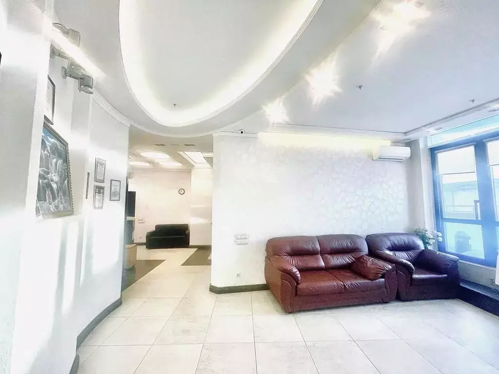 Помещение свободного назначения в Омская область, Омск ул. Лукашевича, ... - Фото 1