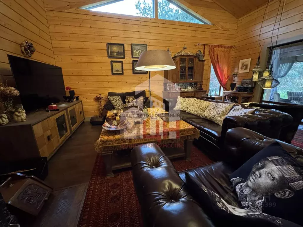 Дом в Тверская область, Конаковский муниципальный округ, д. Вараксино  ... - Фото 1