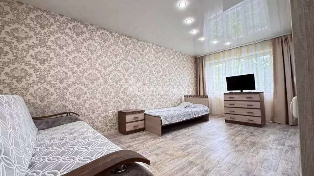 1-к кв. Иркутская область, Усолье-Сибирское ул. Стопани, 47 (30.6 м) - Фото 0