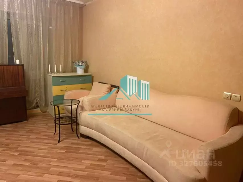 3-к кв. Калужская область, Калуга ул. Космонавта Комарова, 36 (92.6 м) - Фото 2