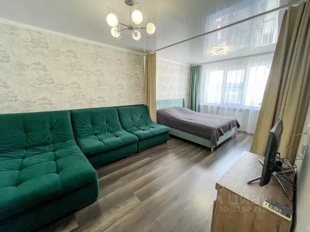 2-к кв. Краснодарский край, Новороссийск просп. Ленина, 107 (65.0 м) - Фото 1