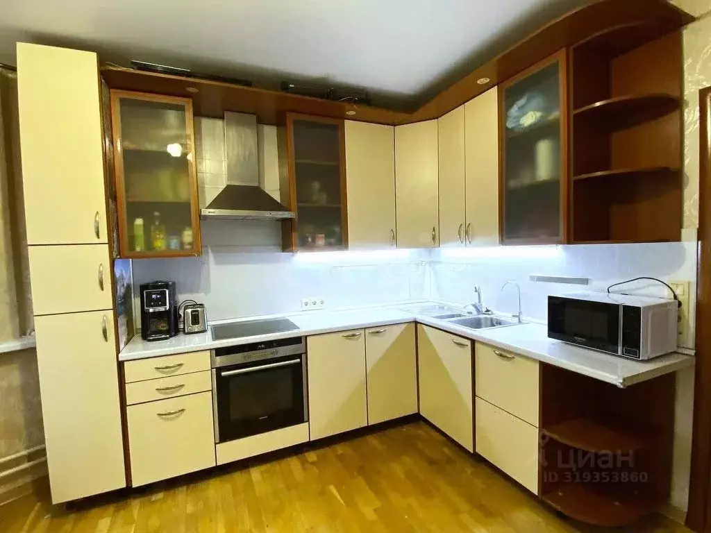 2-к кв. Москва Митинская ул., 28К1 (59.8 м) - Фото 1