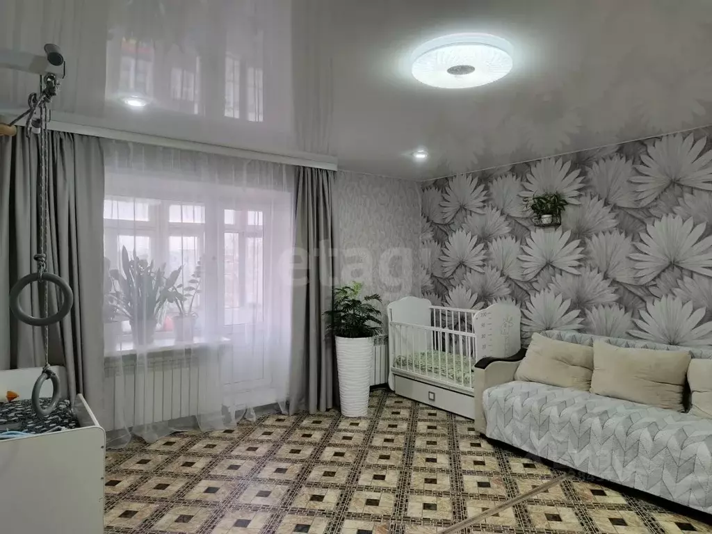 1-к кв. Псковская область, Остров ул. Спартака, 10 (39.2 м) - Фото 1