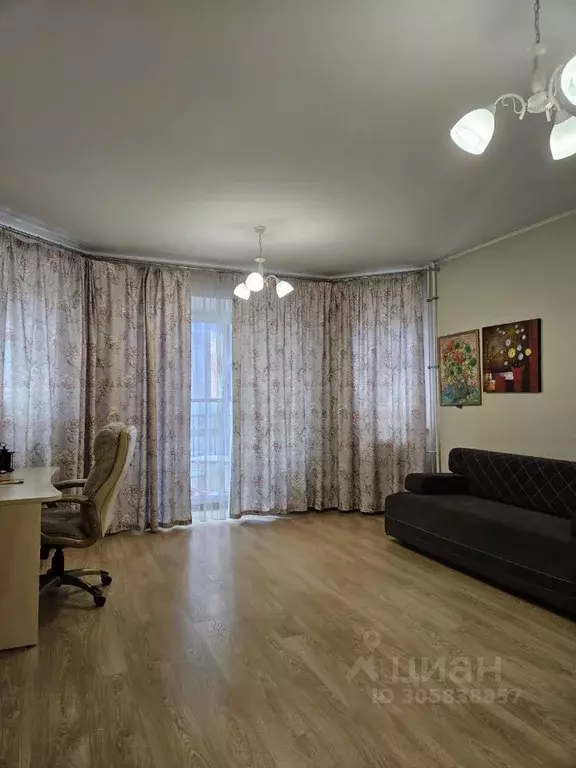 2-к кв. Красноярский край, Красноярск ул. Молокова, 28 (47.0 м) - Фото 1