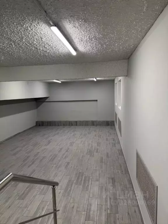 Помещение свободного назначения в Тверская область, Тверь просп. ... - Фото 2